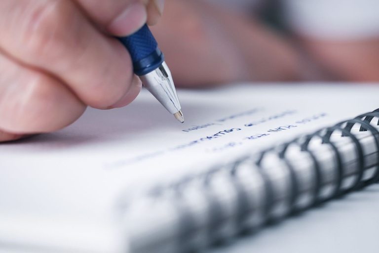 How to create an effective study outline for finals