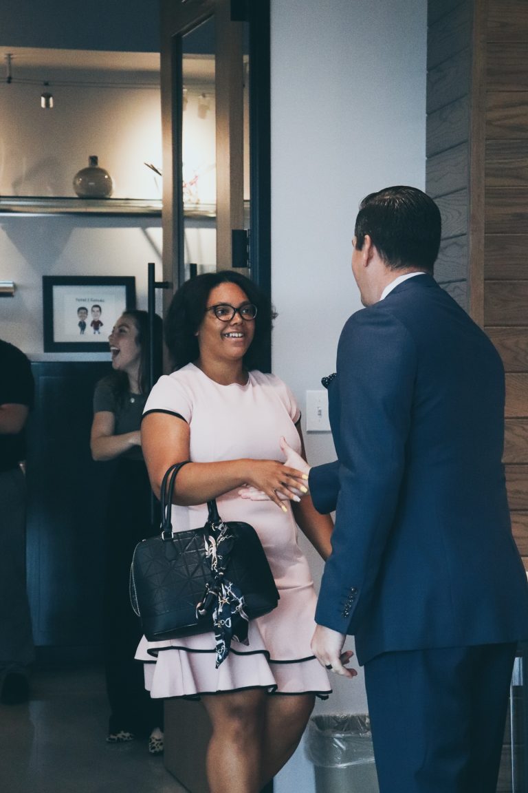 225 pro bono hours fetches law student a new suit