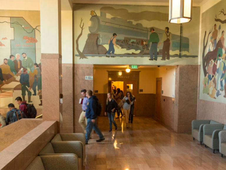 U Idaho accepts 110 Concordia law students to Boise campus; breaks transfer record in west