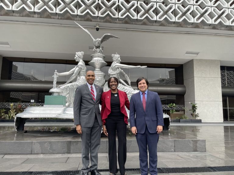 UHLC strengthens academic collaborations across Mexico