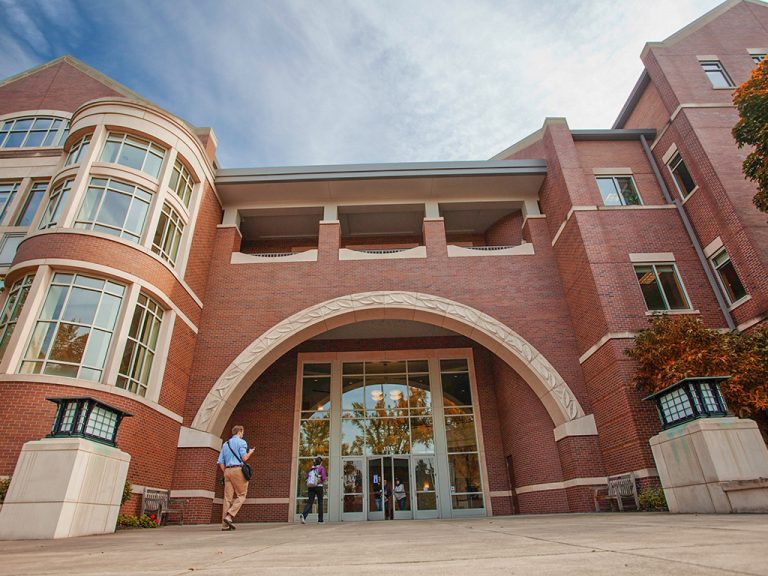 U Oregon students remain steadfast in demand for changes related to 2016 racial incident