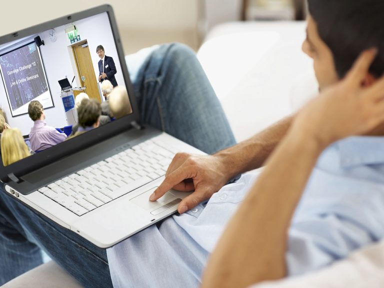 60% of law schools offered at least some live classes, ABA data shows