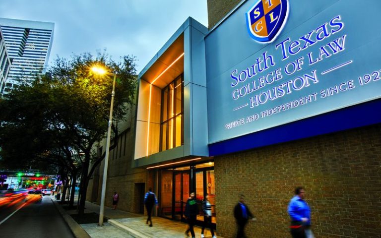 South Texas Law pro bono legal clinics receive grant to upgrade technology