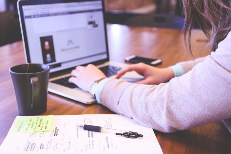 6 steps to finding a legal internship next summer