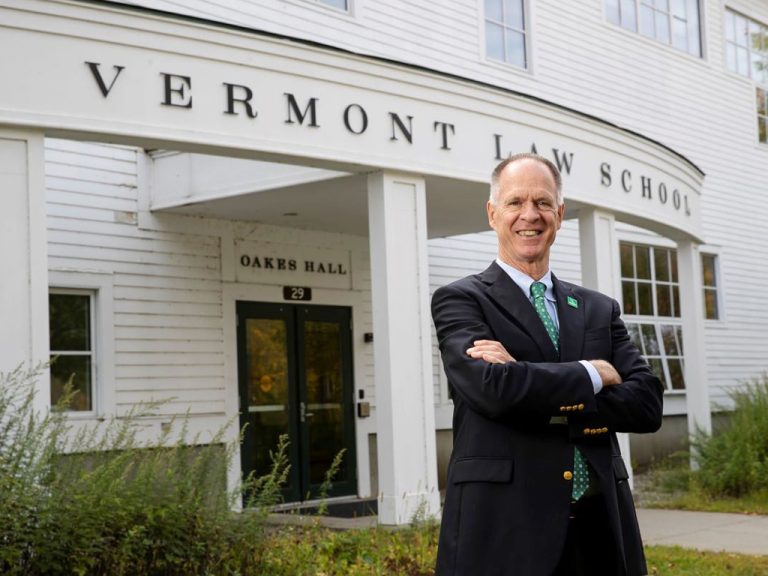 McHenry to step down as dean at Vermont LS after four years