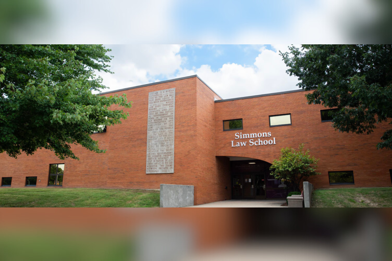 SIU Law students offer free mobile legal clinics for seniors in Southern Illinois