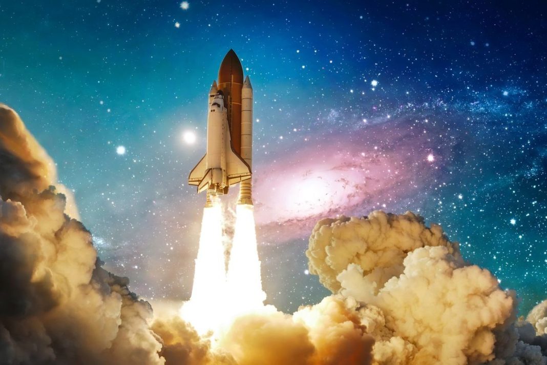 lift off of spacecraft to explore the moon